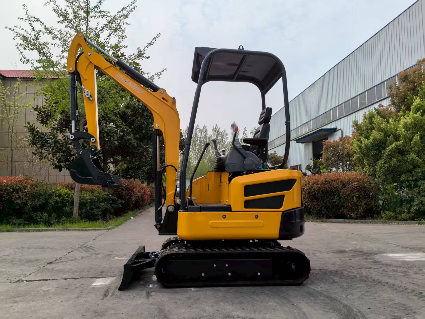 2T Tailless Small Excavator EP - Urban Farming In China avis et prix